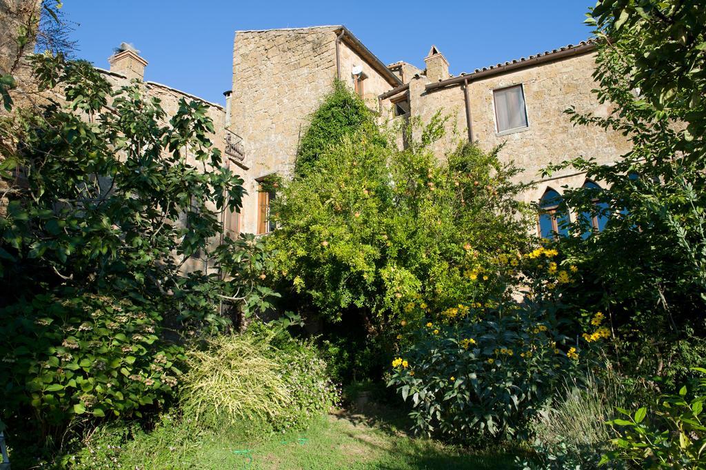 Palazzo Contino Apartment Bagnoregio Exterior photo